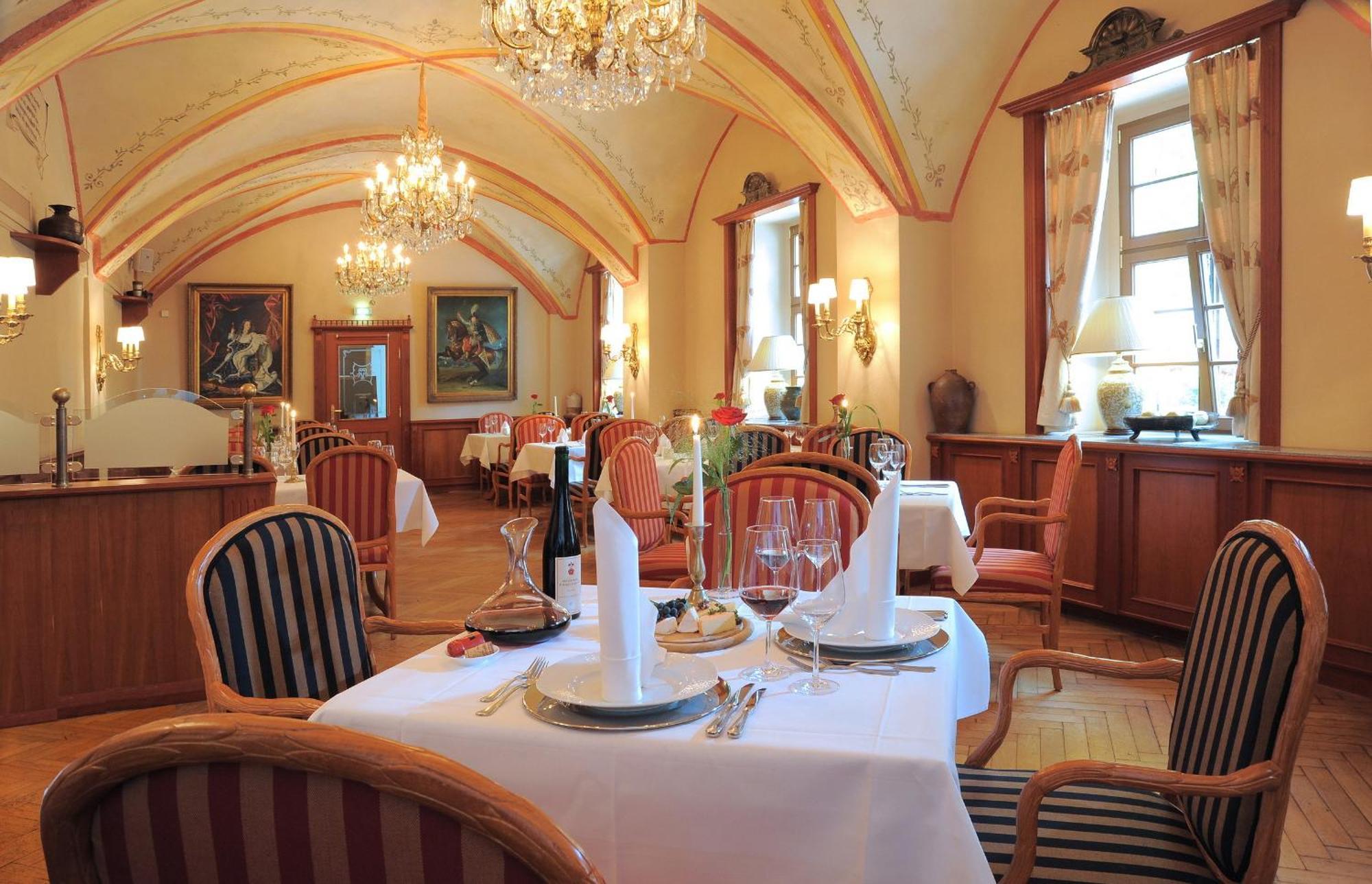 Romantik Hotel Burgkeller Residenz Kerstinghaus Майсен Екстериор снимка
